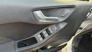 Vând Ford Fiesta - imagine 8