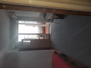 Închiriez garsonieră 