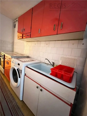 Vanzare apartament 2 camere - Astra, strada Cocorului - imagine 3