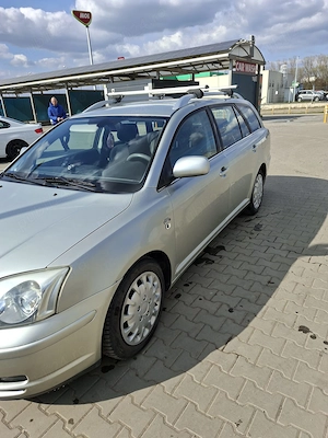 Toyota Avensis T25 