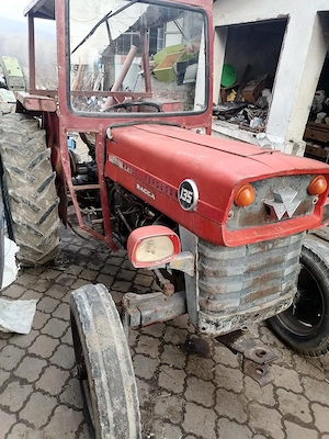 Vând MasseyFerguson 135 - imagine 4