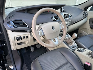 Renault Scenic 1.6 Diesel 130 CP An 2012 - imagine 15