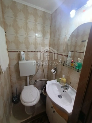 Apartament cu 3 camere   zona Pod   etaj 2 din 4   confort 1   cu imbunatatiri   Pret: 62.000    Num - imagine 4