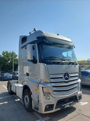  Mercedes  Actros  mp4   - imagine 2