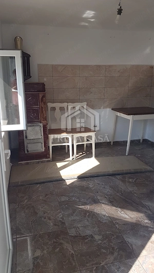 Casa in comuna Merei (12km de Buzau; 5km de A7)   teren 1000mp, deschidere 15m   Pret: 39.000  neg.  - imagine 13