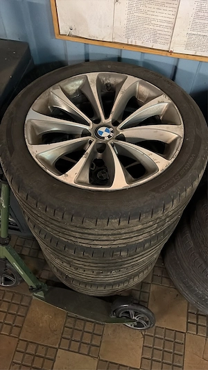 Bmw f10 520i lci - imagine 10