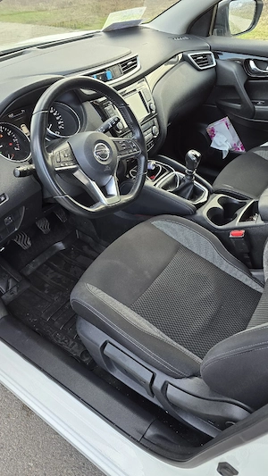 Nissan Qashqai j11 1.33 benzina 138 cai - imagine 10