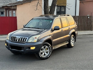 Toyota Land Cruiser J12 d, 4x4, 8 locuri - imagine 2