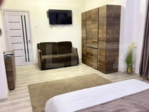 Garsoniera, 40 mp, ULTRACENTRAL - sistem activ AIRBNB - - imagine 4