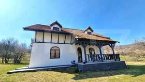 Oportunitate de investitie! Agropensiune în mijlocul naturii stil rustic | 180mp - imagine 2