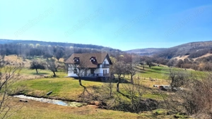 Oportunitate de investitie! Agropensiune în mijlocul naturii stil rustic | 180mp - imagine 8