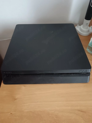 PlayStation 4 , 2 joystick uri