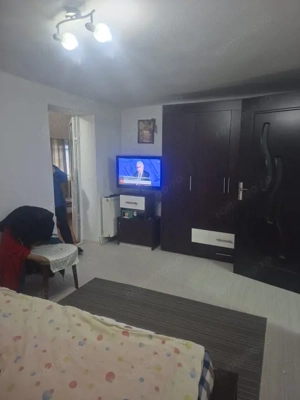 VANZARE 1/2 COTA PARTE CASA P+1 - imagine 5