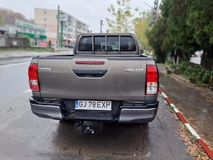 Toyota Hilux 4x4 an 2 km, 2.4D-150Cp, 31.500euro, utilitara - imagine 3