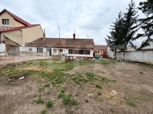 Casă veche cu teren generos – 1595 mp – zonă centrală Hărman - imagine 8