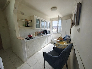 Vand apartament cu 2 camere, in Hunedoara, zona OM (potcoava) 57000 Eur Neg