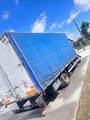 Camion 7,5 t Renault Midlum - imagine 3