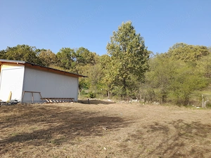 teren intravilan langa padure - imagine 7