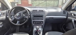 Vând Skoda Octavia (2009)   2.0 TDI, 140 CP - imagine 9