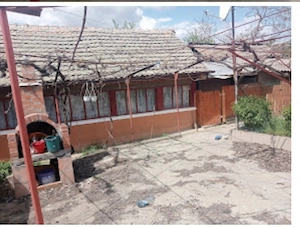 Casă de vânzare în comuna Livezile - imagine 4