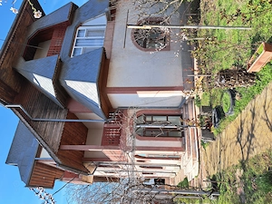 Casă Vânatori(GL) cu deschidere la DN26