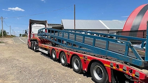 Rampă metalică încărcare-descărcare marfă