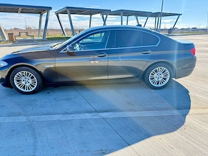 BMW Seria 5; 525d xDrive - imagine 4