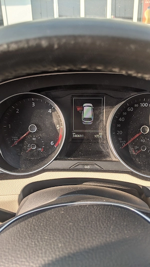 Volkswagen Passat 2.0 TDI 150 CP an 2015 Diesel 5 locuri - imagine 2