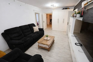 Apartament cu 3 camere Bld.M.Eminescu,etaj 3 - imagine 4