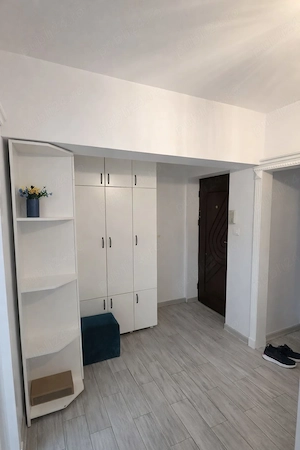 Apartament cu 3 camere Bld.M.Eminescu,etaj 3 - imagine 9