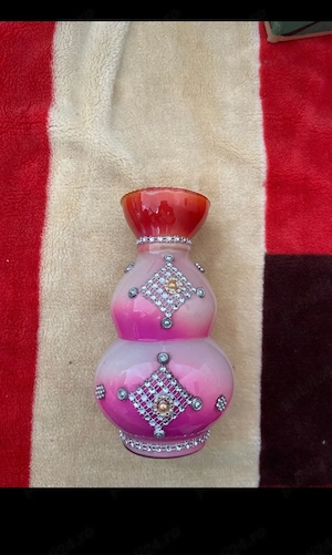 Vază de sticlă decorativă