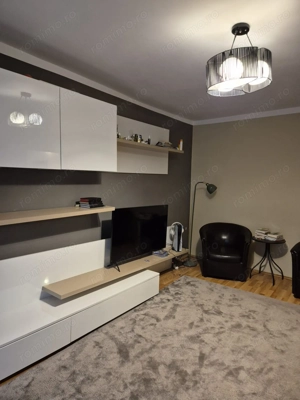 OCAZIE: 4 camere, 2 băi, 3 balcoane, decomandat, etaj intermediar