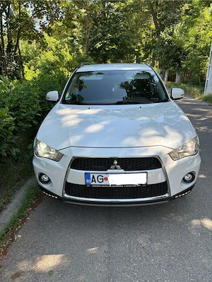Vând Mitsubishi Outlander - imagine 8