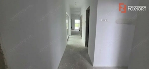 Duplex modern si spatios, gradina interiora de 12 mp - zona Sacalaz - imagine 5