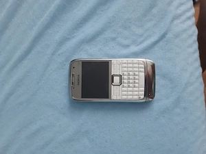 Telefon Nokia E 71 liber - imagine 3