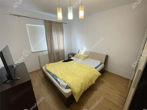 Apartament 2 camere balcon si loc parcare in Selimbar - imagine 5
