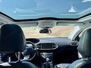 Peugeot 308 break 1.2benzina 131cp piele,plafon panoramic,impecabila,inmatriculata - imagine 2