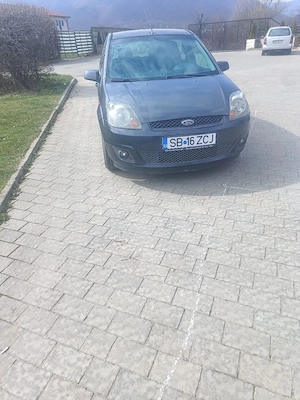 ford fiesta  1,25 cm3  2007 benzina - imagine 4