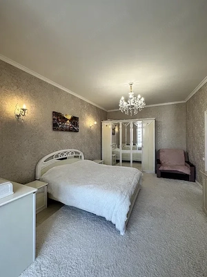 Garsonieră Spatioasă în Ghencea 