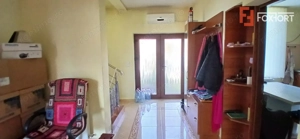 Casa individuala cu 5 camere Parter + Etaj in Ronat - imagine 16