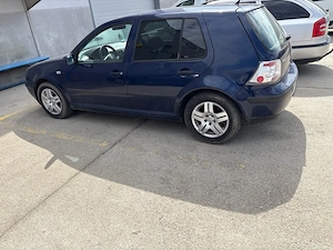 Vând golf 4 1,4 16 w - imagine 2