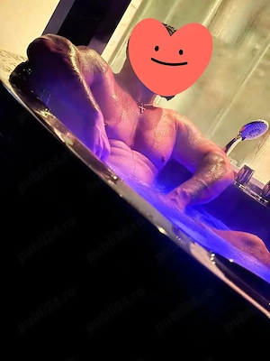 Escortă pt femei party cupluri   