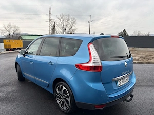 Renault Grand Scenic Bose 2015 1.6dCI 7 Locuri - imagine 4