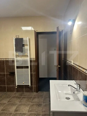 OPORTUNITATE INVESTIȚIE: Apartament de 4 camere, 2 bai, 134mp, Zonă Semicentrală - imagine 3