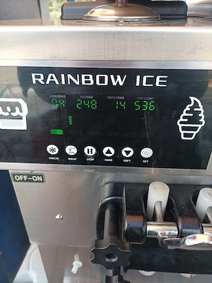 vind aparat de înghețată soft 