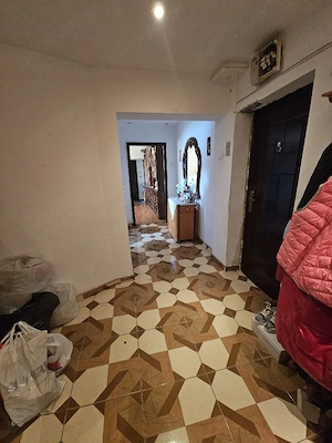 Apartament 3 camere cf 1 semidecomandat  - imagine 3