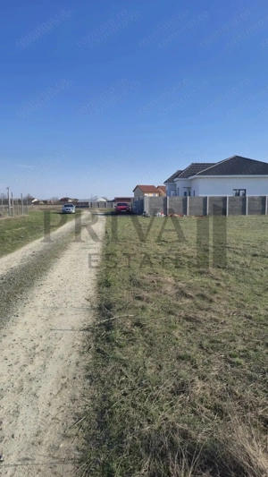 Teren intravilan, 501 mp, front 17.5 ml, Giroc