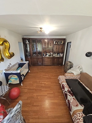 Apartament 3 camere cf 1 semidecomandat  - imagine 4