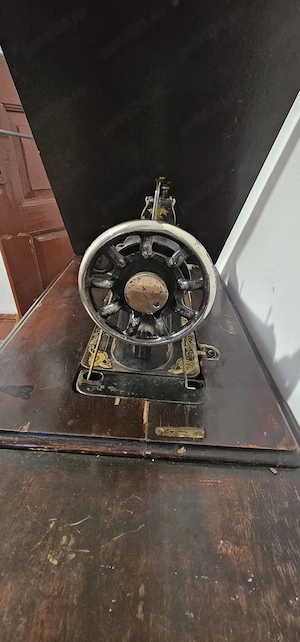 Vand masina de cusut Singer - imagine 3