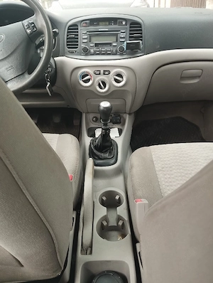 Vand Hyundai Accent 3 - imagine 4